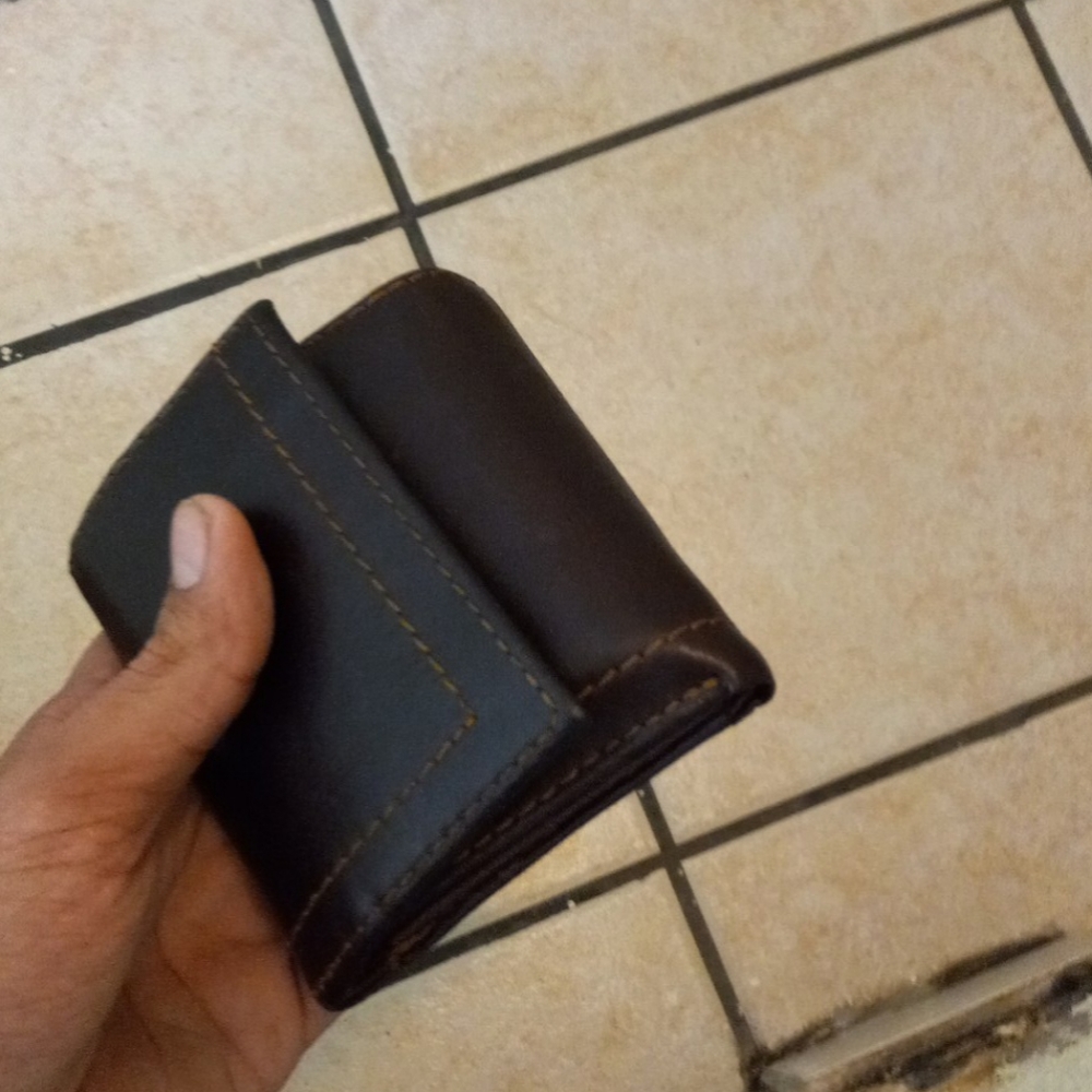 Wallet - Picture 2 of 3